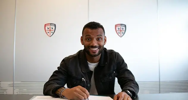 Cagliari, Joao Pedro rinnova fino al 2023: \"Sono molto felice\"