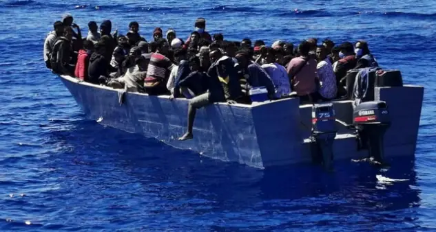 Migranti, barca affonda a Lampedusa: 4 dispersi di cui 2 bimbi