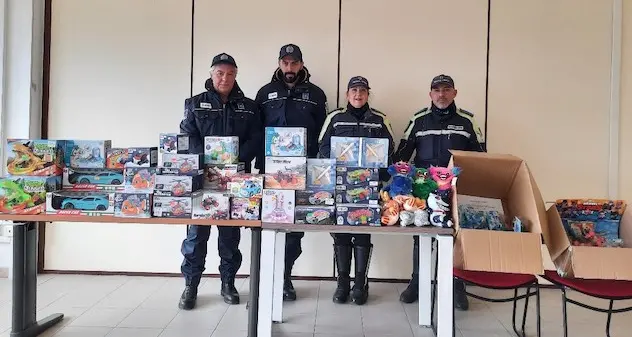 Porto Torres. Sequestrati oltre 100 giocattoli non conformi agli standard di sicurezza UE