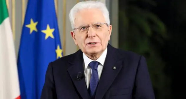 Mattarella positivo al Covid: rinviati gli impegni del presidente