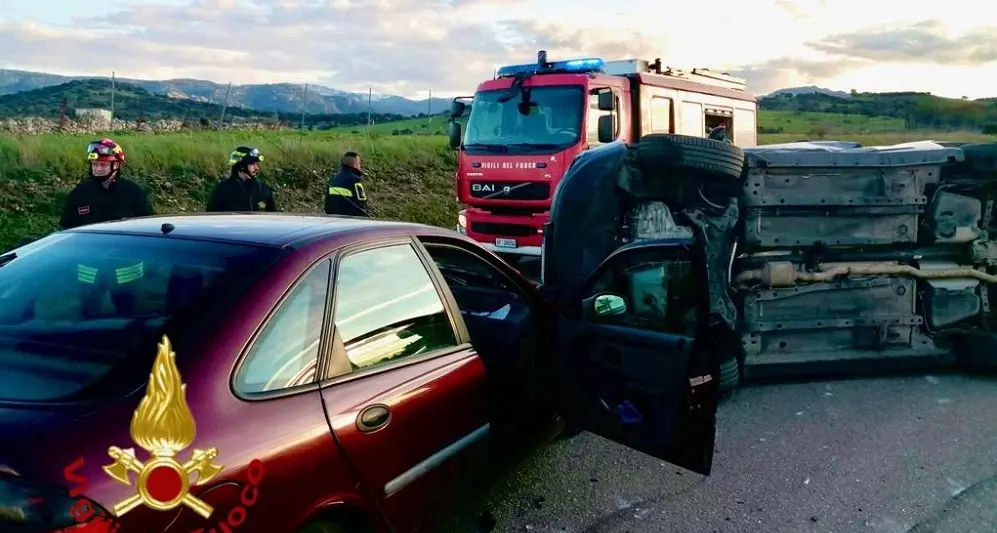 Incidente a Oschiri: due persone in ospedale