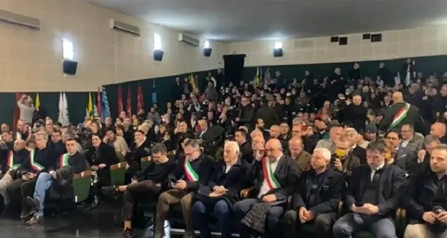 Aeroporto Alghero. Gli interventi di Desirè Manca, Emiliano Deiana e Mario Bruno