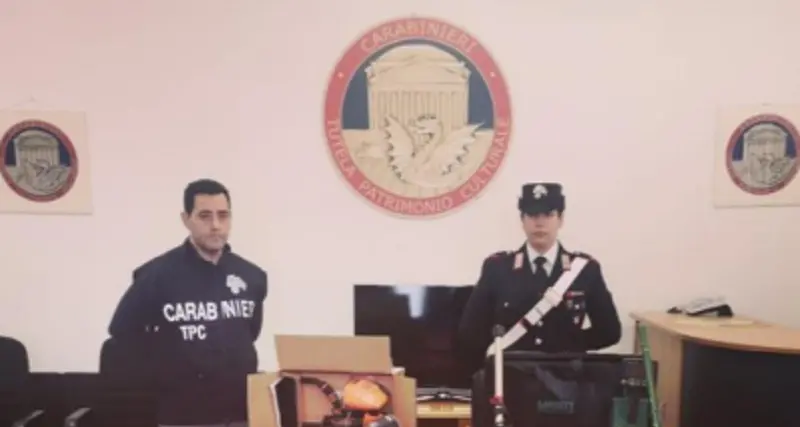 Scavi clandestini in Sardegna: Carabinieri sequestrano dieci metal detector