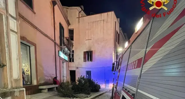 Bolotana. Bombola esplode in casa: giovane gravemente ferito