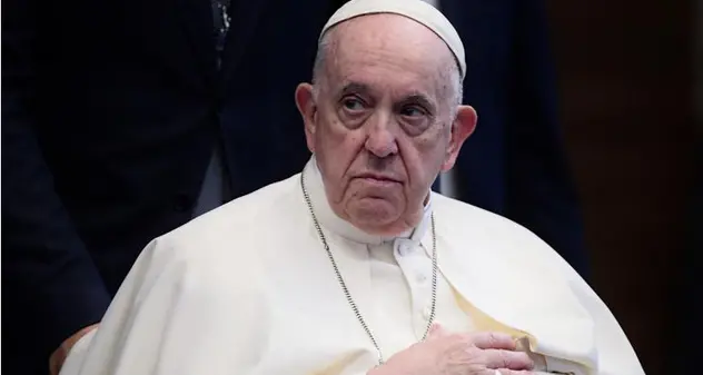 Papa Francesco: \"Se non si fabbricassero armi per un anno, la fame nel mondo finirebbe\"