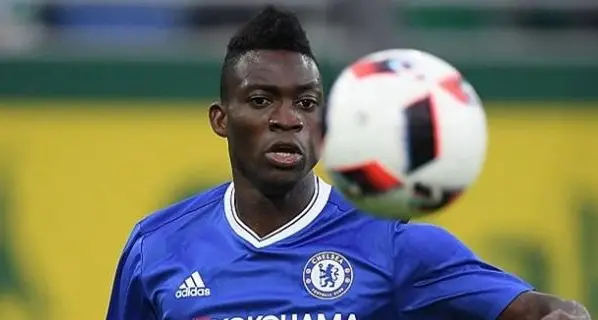 Terremoto in Turchia. Disperso sotto le macerie anche l'ex Chelsea Christian Atsu