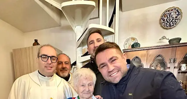 Una nuova centenaria ad Ardara. Zia Gavina festeggia oggi 100 anni
