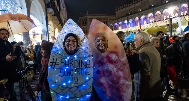 A Sassari e Olbia è il giorno delle sardine