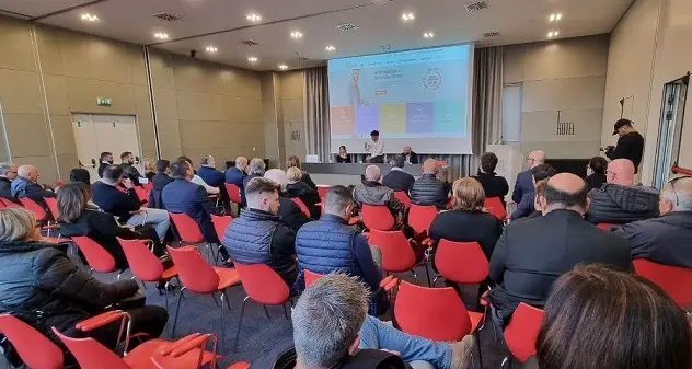 Dolianova, cinque borse di studio a cittadini allontanatisi dagli studi: presentato il progetto