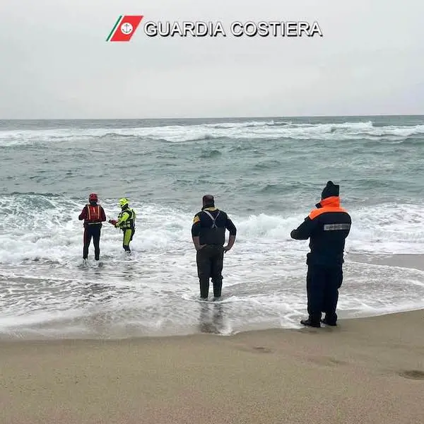 Naufragio di migranti: questa mattina recuperato il corpo di una bambina