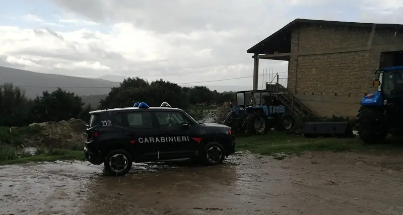 Arbus: nascondeva un fucile calibro 12 abusivo nell'ovile: 40enne in manette