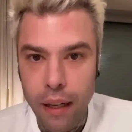 Fedez replica a Elodie: \"Polemica su Giorgia assurda, la carriera non basta per il podio\"