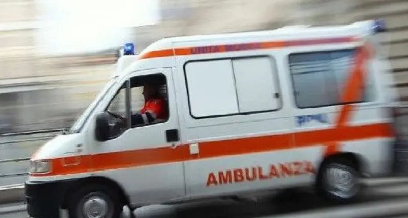 Sanità: ambulanze ferme per carenza di infermieri e autisti