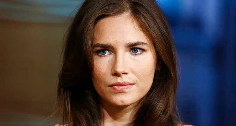 Amanda Knox si fa beffe dei carceri italiani su Twitter