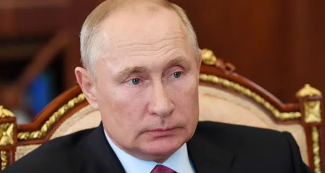 Mandato d’arresto per Putin: ecco le accuse