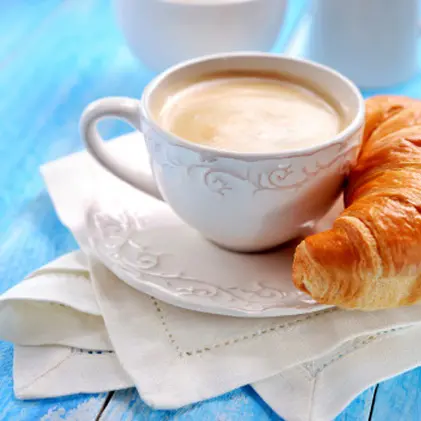 Arriva in Italia il primo croissant con farina di grillo