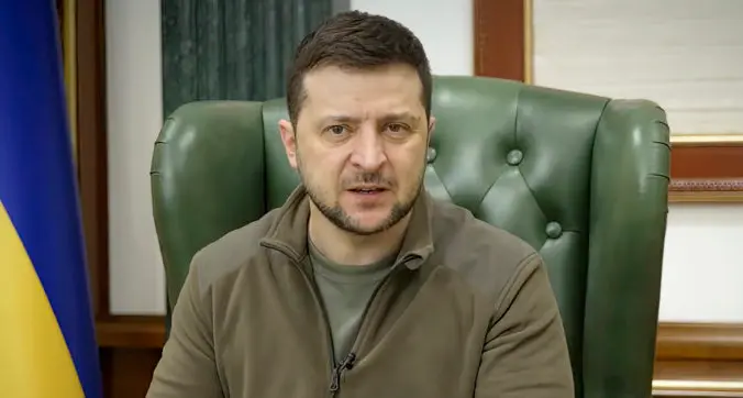 Ucraina: Zelensky, 'russi ancora in tempo per andarsene, altrimenti li distruggeremo'