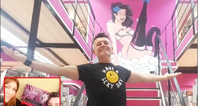 In via Sassari il primo sexy shop cardioprotetto in Italia e in Sardegna. Salvatore Monni: “Un gesto che spero possa essere copiato da tantissimi commercianti”