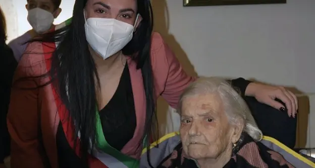 Porto Torres. La signora Giovanna taglia il traguardo dei 100 anni: \"Un sogno\"
