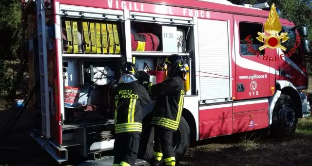 Esplode bombola mentre preparano dolci pasquali in casa: 5 feriti, anche due minori