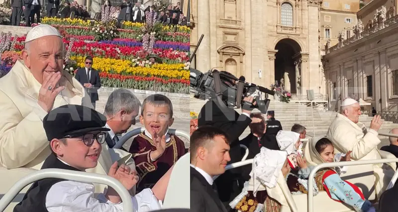 Roma. Sulla Papamobile con “Francesco” i bambini del Gruppo Folk Pitzinnos bellos di Sennori