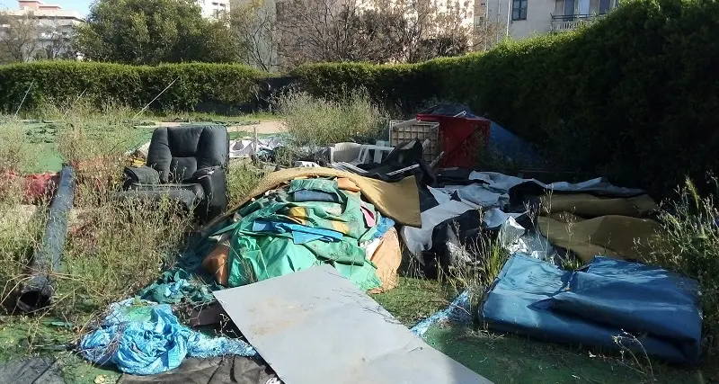 Cagliari, Parco Lions \"una discarica\": la denuncia di Valerio Piga