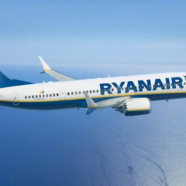 Malore per pilota Ryanair: chiusa la pista per un'ora per soccorrerlo