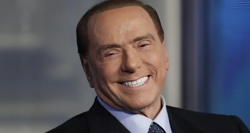 Berlusconi esce dalla terapia intensiva, trasferito in un altro reparto