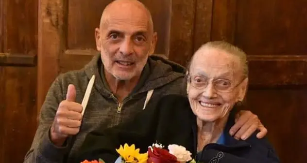 Lutto per Paolo Brosio: morta a 102 anni la madre Anna