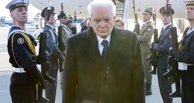 **Shoah: Mattarella giunto ad Auschwitz, il saluto con le sorelle Bucci**