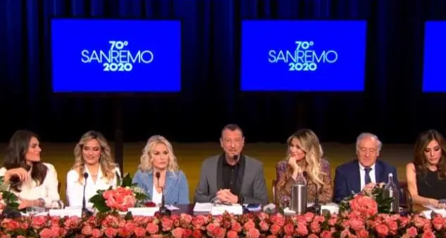 Sanremo 2020. I conti in tasca alla kermesse: dai 300 mila euro chiesti da Benigni ai 50 mila della Clerici