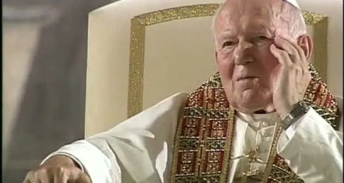 I due discorsi più belli di Papa Roncalli e di Papa Wojtyla | VIDEO