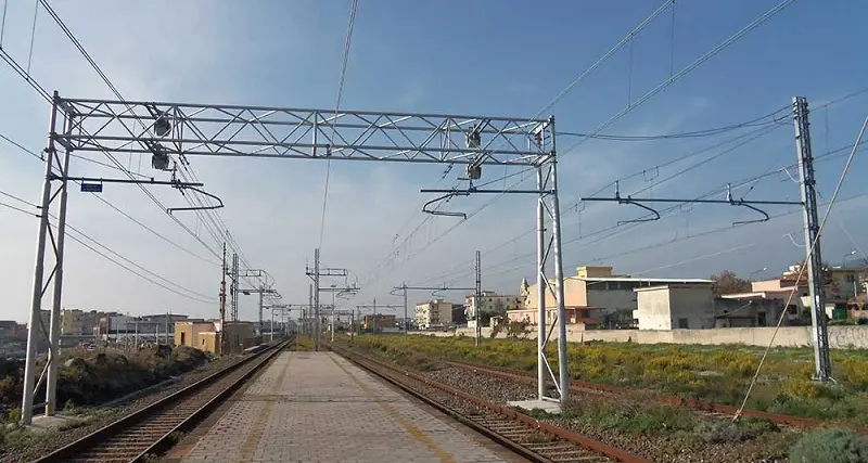Trasporti: arriva la rete ferroviaria elettrificata tra Cagliari e Oristano