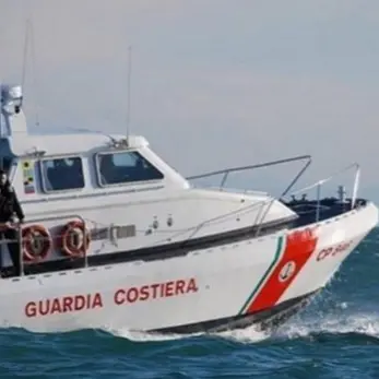 Vacanza a Stintino finisce in tragedia: turista muore nelle acque di La Pelosa