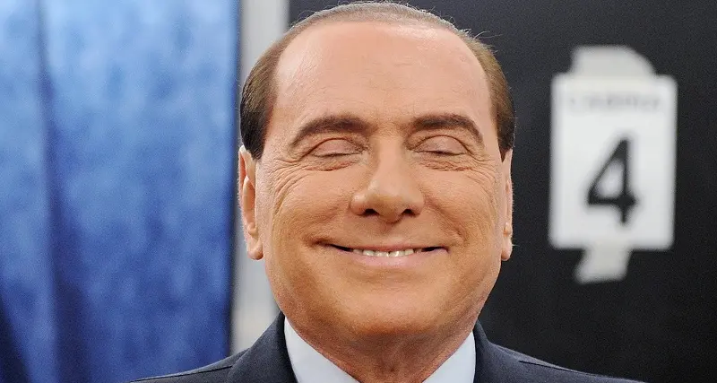 Notte tranquilla per Berlusconi, condizioni in miglioramento