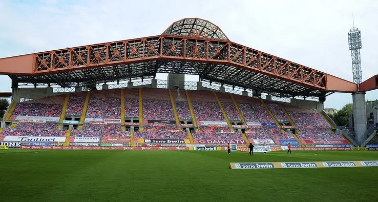 Serie A: il Cagliari calcio sceglie Trieste