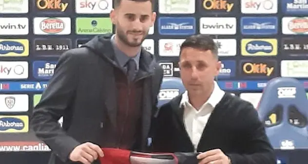 Cagliari, Gaston Pereiro si presenta: \"Ho scelto questa squadra per raggiungere traguardi ambiziosi\"