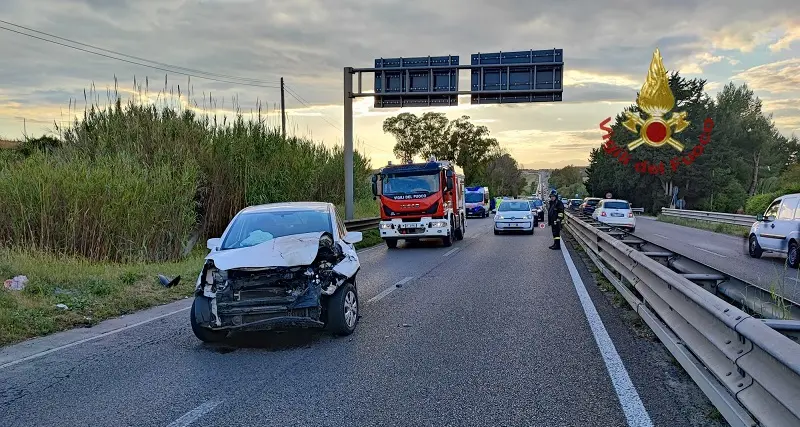 Incidente stradale sulla Ss 131 in direzione Cagliari: traffico rallentato