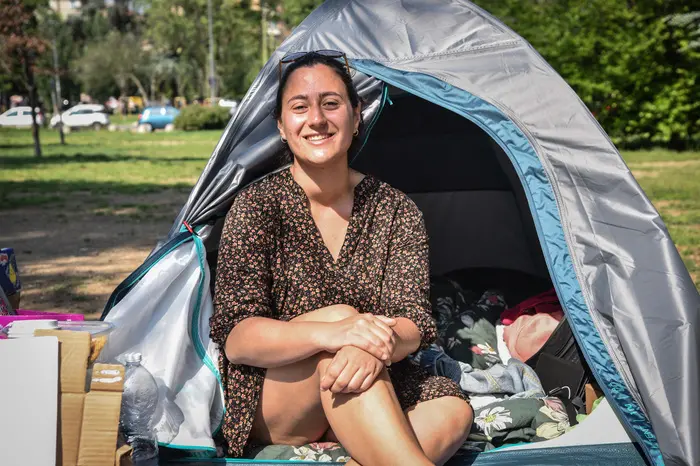 Ilaria Lamera studentessa del Politecnico in tenda in piazza Leonardo per protestare contro il caro affittii, Milano 4 Maggio 2023\\rANSA/MATTEO CORNER