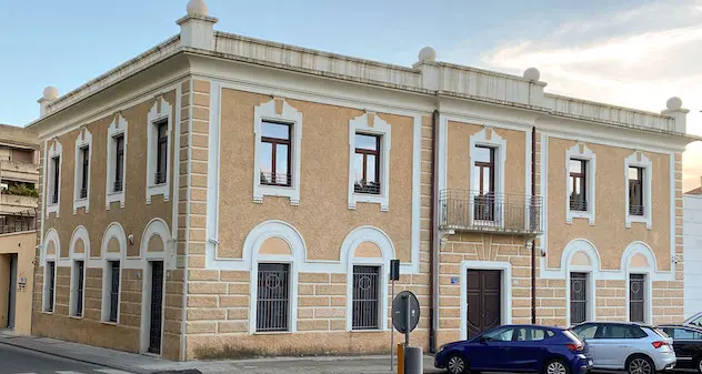 Sparatoria a Nuoro, il fuggitivo si è costituito alla Polizia