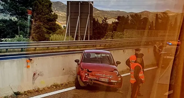 Incidente sulla 131 al km 41,600