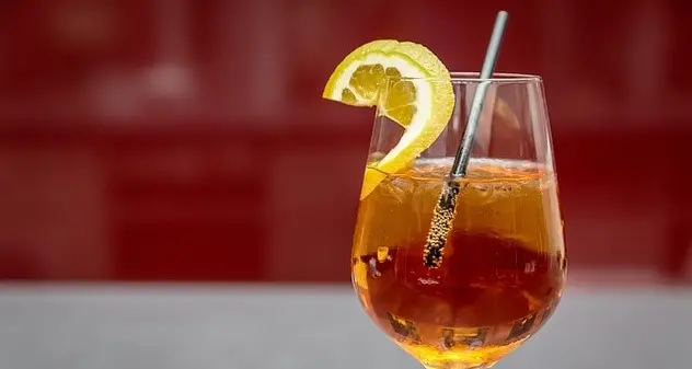 Serviva Spritz taroccati: barista denunciata dopo blitz dei Nas