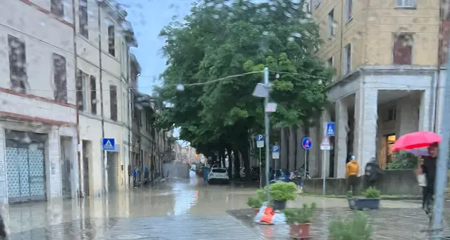 Alluvioni, la climatologa: “Intensità del maltempo causata da cambiamenti climatici”