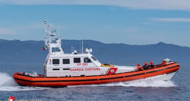 Spiaggia occupata abusivamente a Marina Piccola: denunciato un uomo