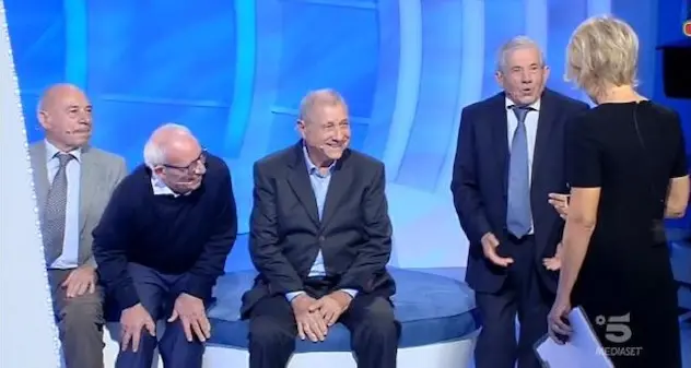 Sei sardi a C’è posta per te. Ieri sera su canale 5 la divertente storia di Giusy che cercava il suo Antonio Loi