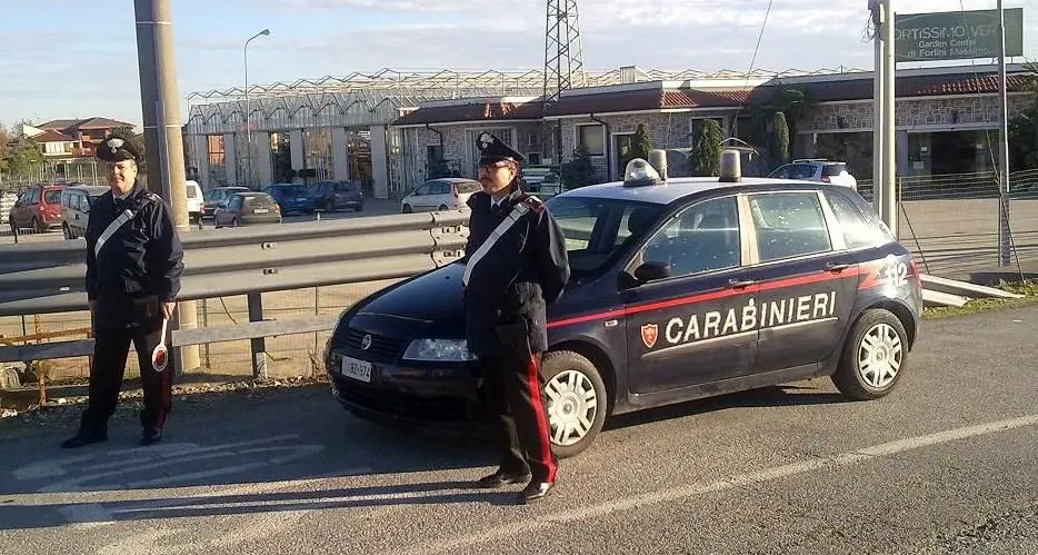 Trovato morto in casa a Porto Torres, ad ucciderlo forse un'overdose