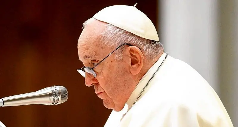 Cancellate le udienze di oggi in Vaticano perché il Papa ha la febbre