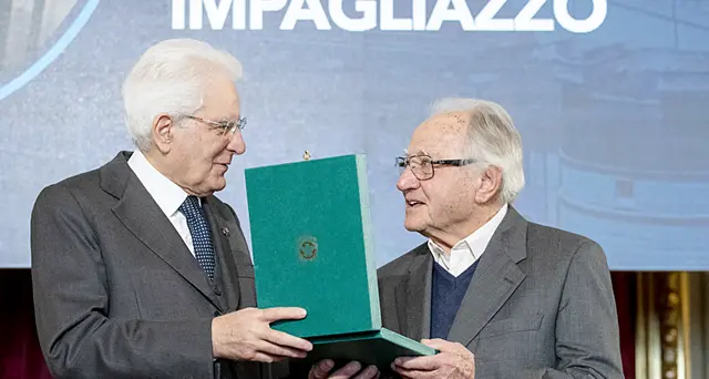 Dino Impagliazzo lo \"Chef dei poveri\" 90enne è stato premiato da Mattarella, sfama 250 senzatetto al giorno: \"Eroe dei nostri giorni\"