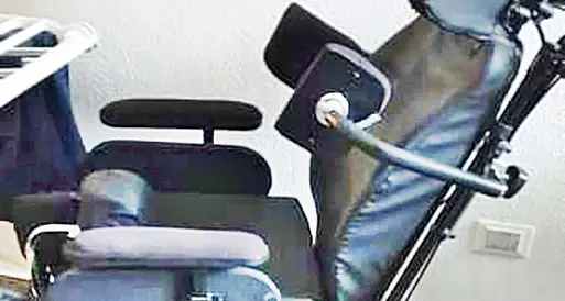 Carrozzina rubata ad un ragazzo 19enne disabile, l’associazione Charlibrown si mobilita e gliela regala