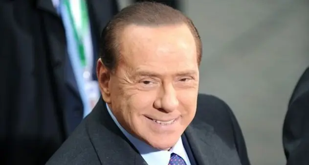 Berlusconi ricoverato: notte tranquilla al San Raffaele